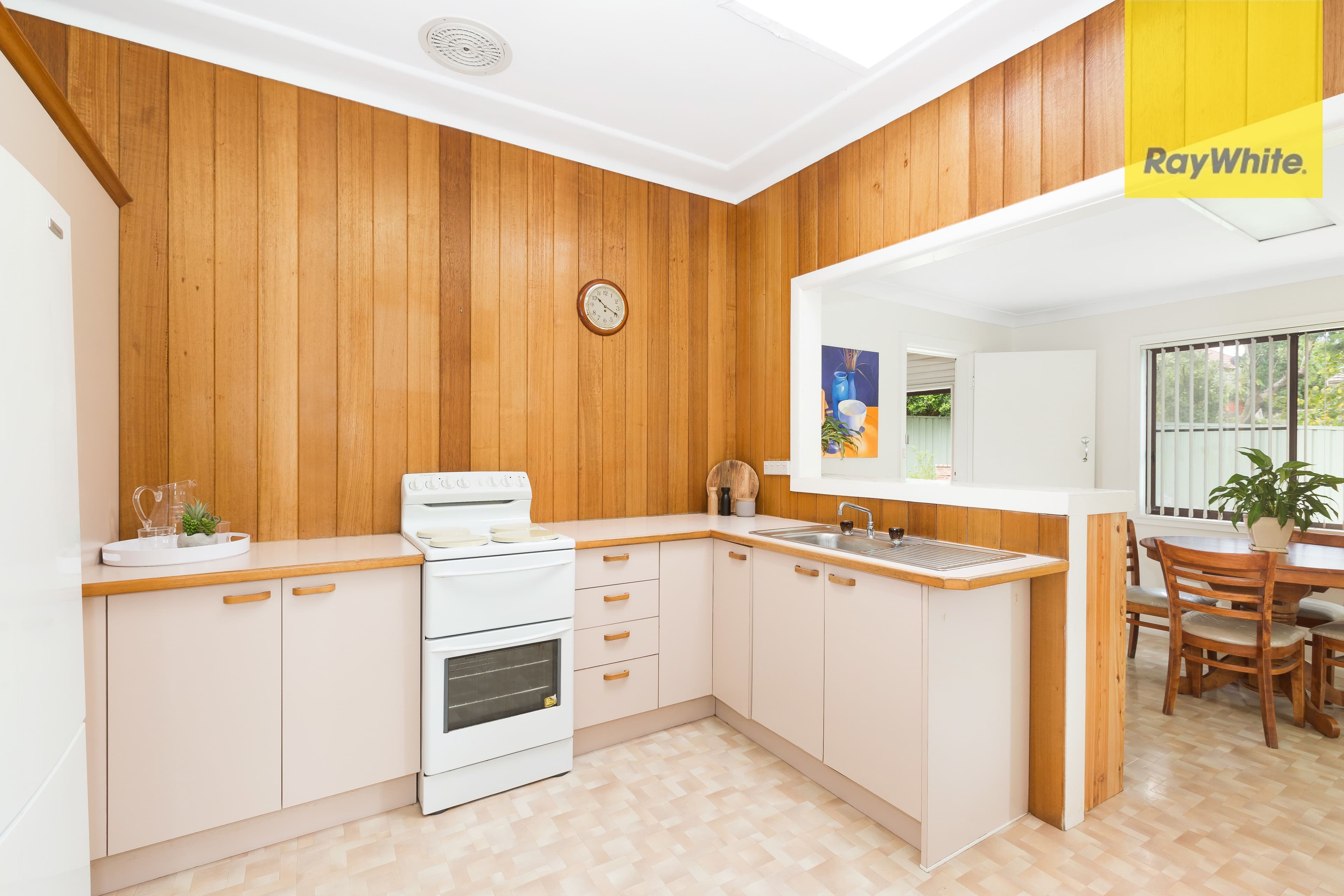 25 Nemesia Avenue, Caringbah South - Thumbnail 2