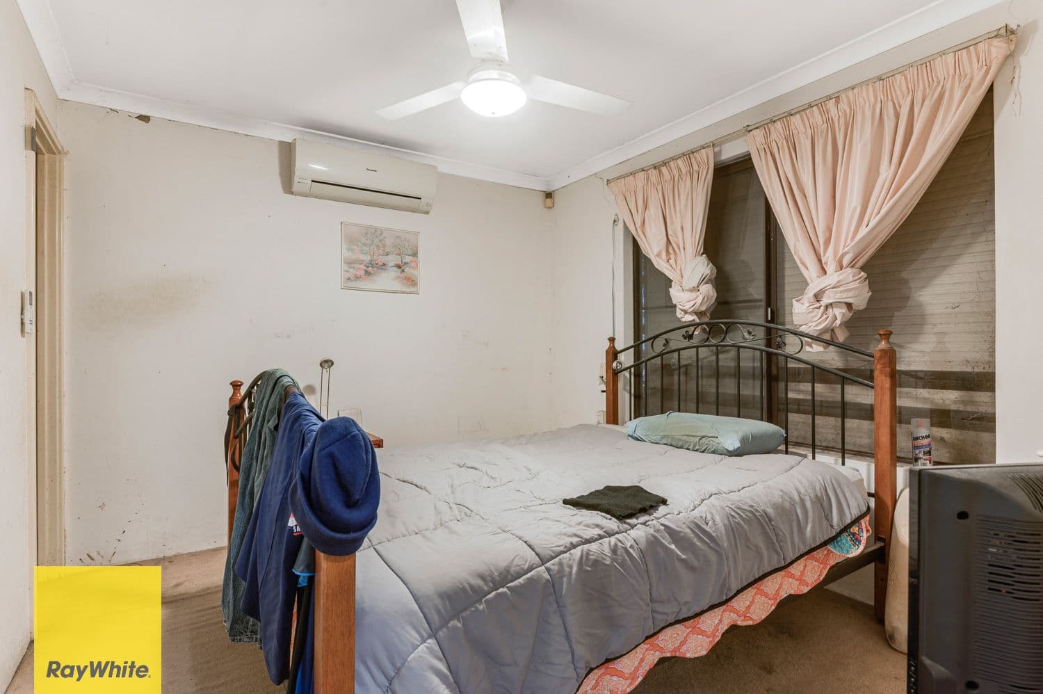 8 Hess Court, Marangaroo WA 6064, Marangaroo - Thumbnail 4