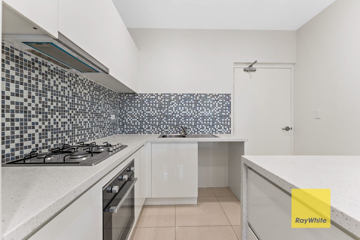 43 Yale Road, Thornlie WA 6108, Thornlie - Thumbnail 3