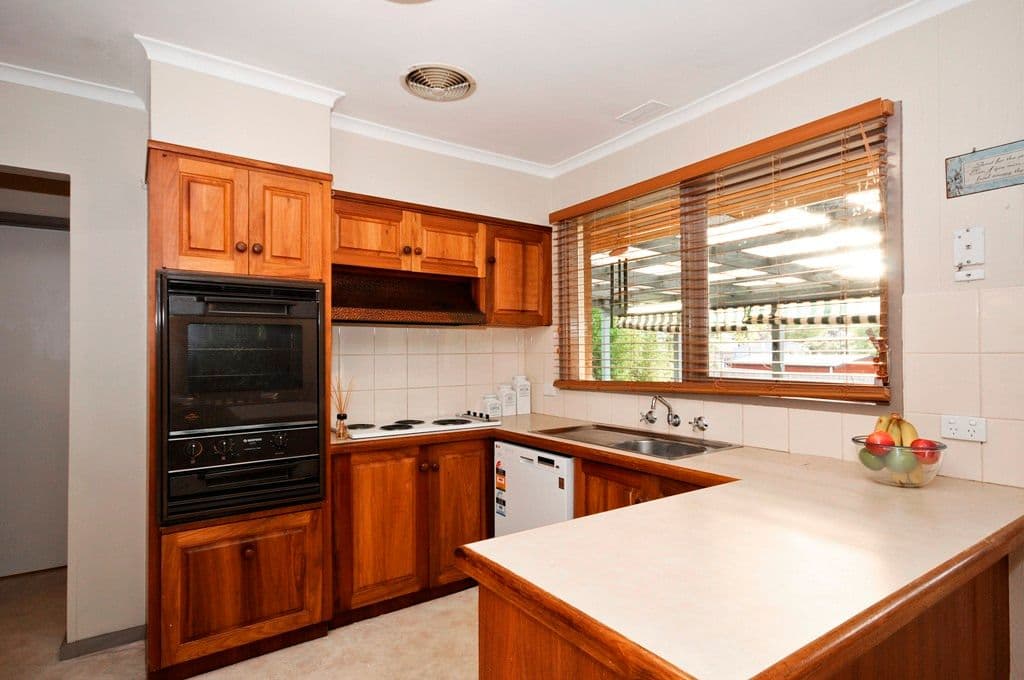 10 SUSANS Court, CROYDON NORTH VIC 3136, Croydon North - Thumbnail 3