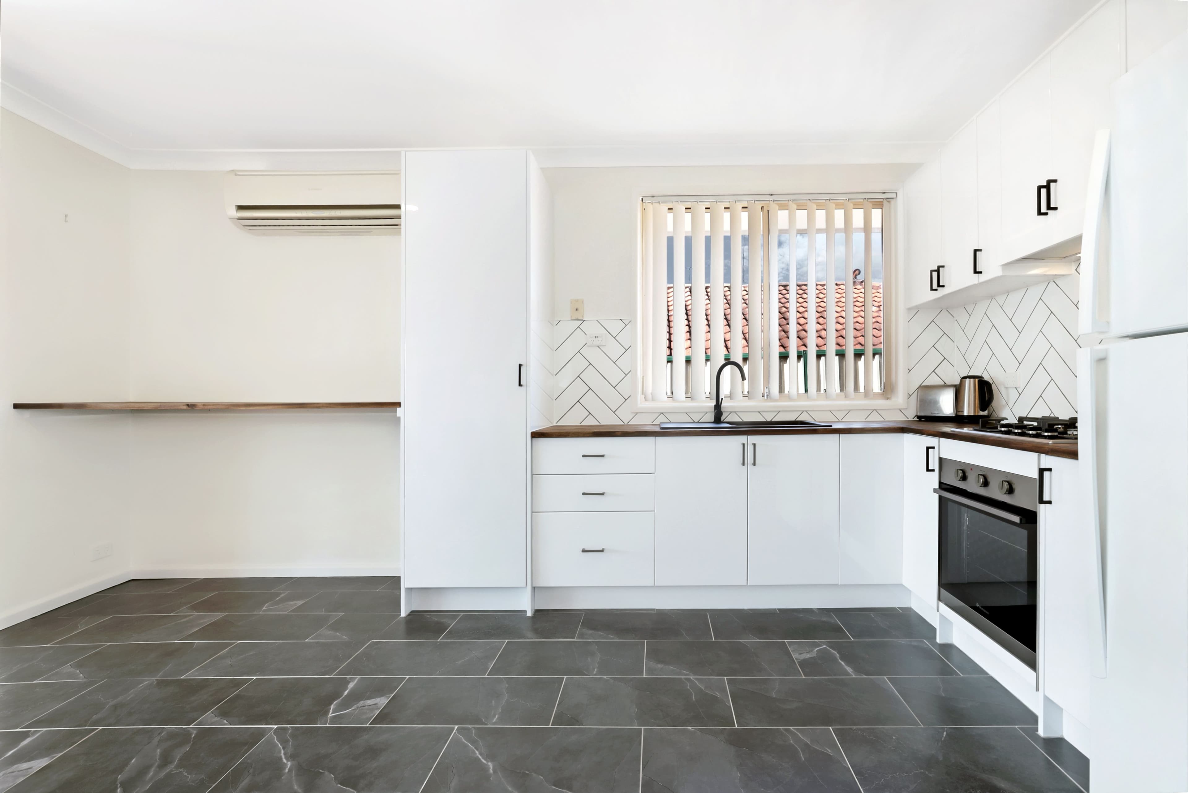 25 Friarbird Crescent, Glenmore Park NSW 2745, Glenmore Park - Thumbnail 4