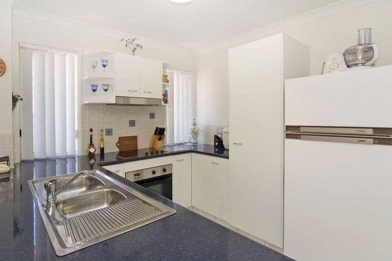 33 Melun Street, Spearwood, WA, 6163, Spearwood - Thumbnail 4