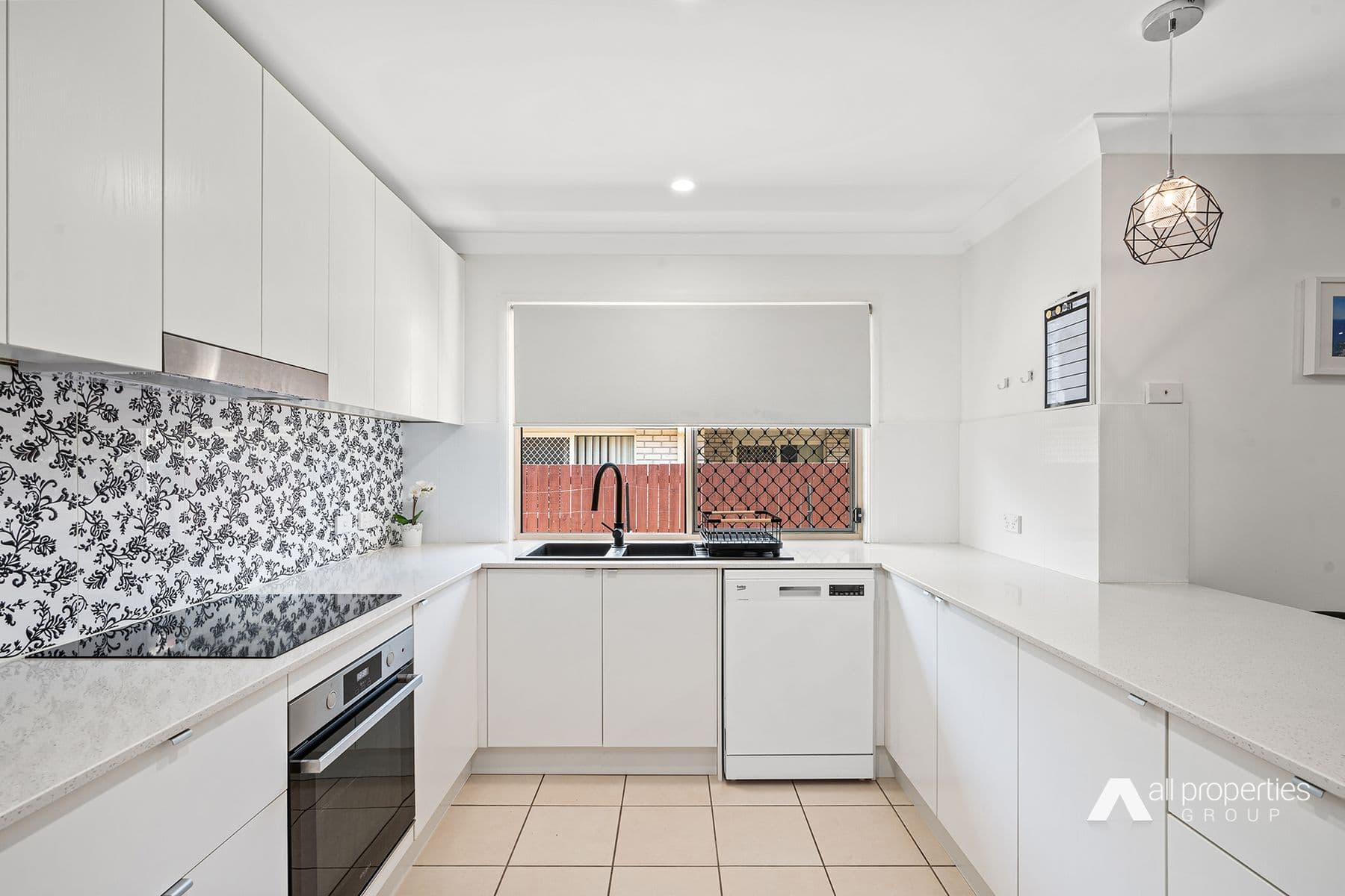2 Arif Place, Heritage Park QLD 4118, Heritage Park - Thumbnail 4