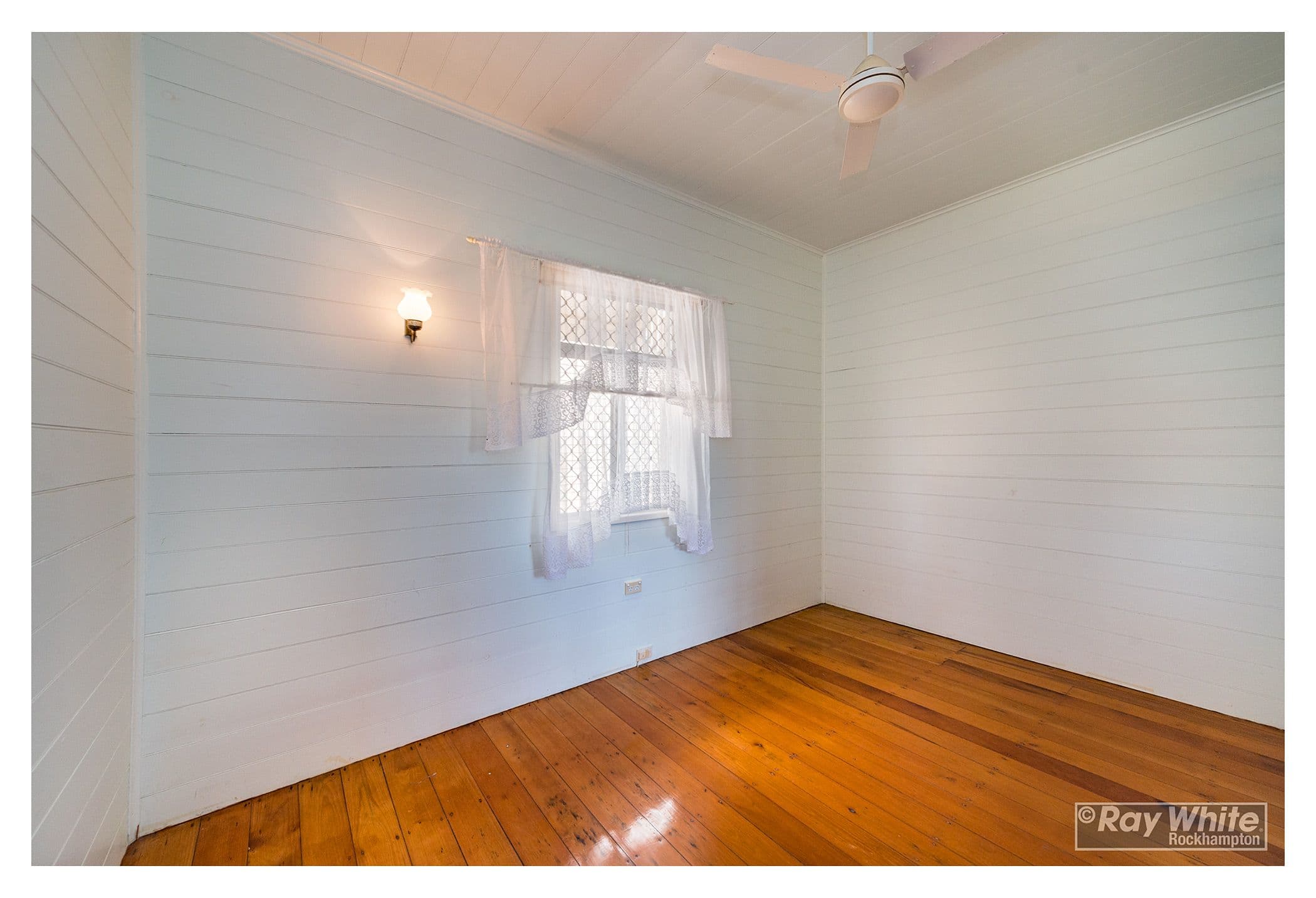 29 Granville Street, Emu Park QLD 4710, Emu Park - Thumbnail 3