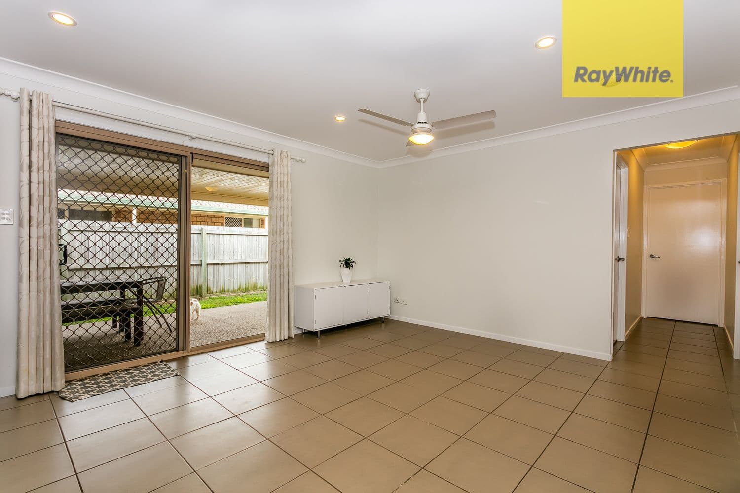 6 Lake Manchester Street, Logan Reserve QLD 4133, Logan Reserve - Thumbnail 6