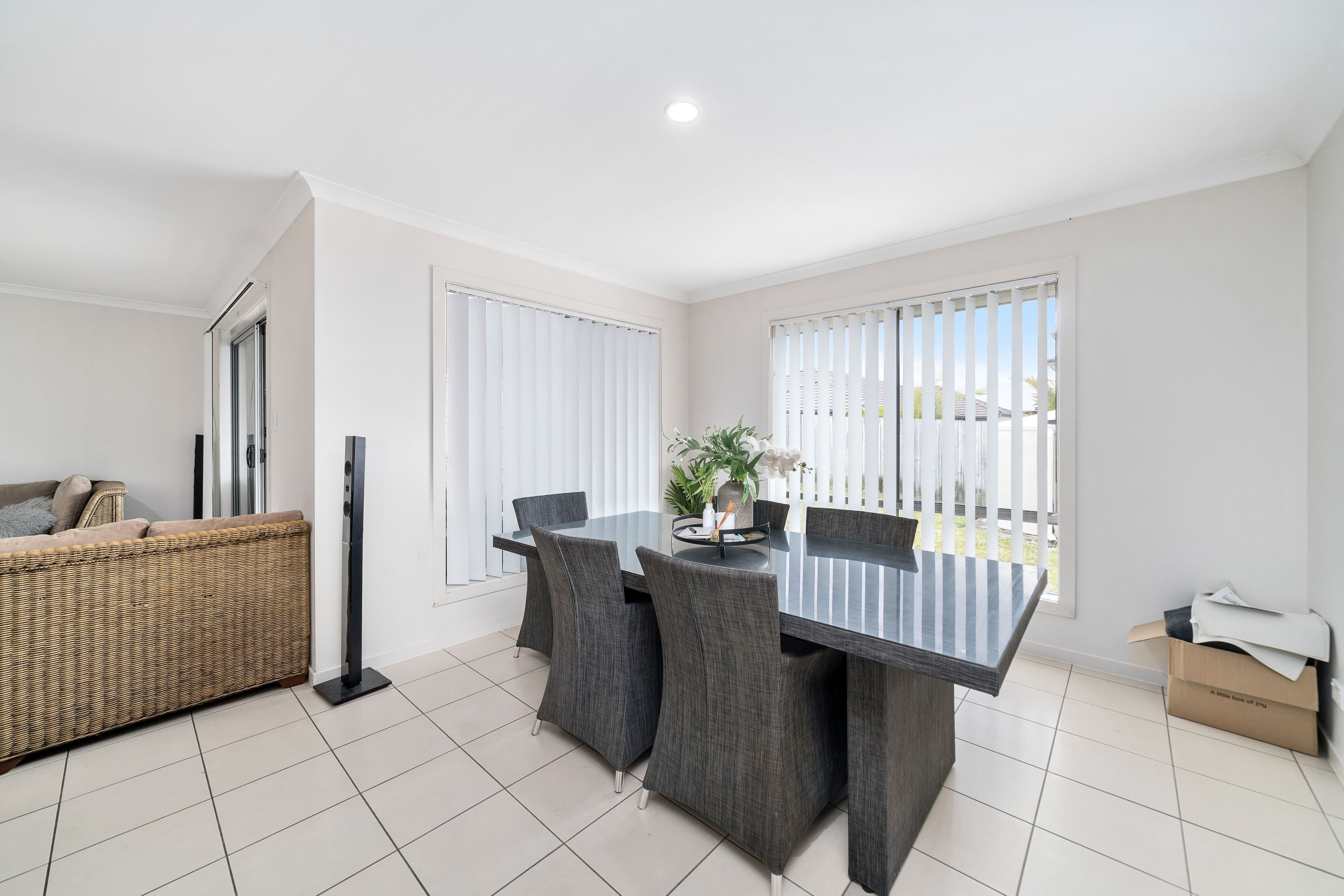 6 Lomond Street, North Lakes QLD 4509, North Lakes - Thumbnail 5
