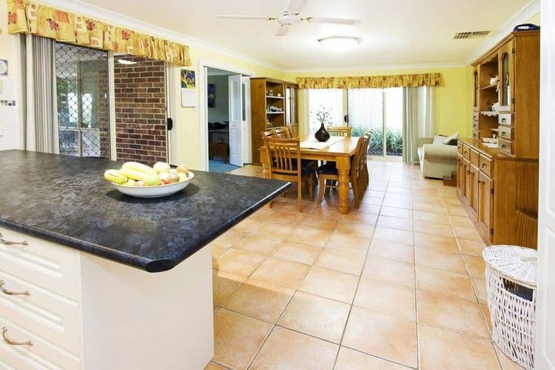 4 Ernstine Hill Close, GLENMORE PARK NSW 2745, Glenmore Park - Thumbnail 4