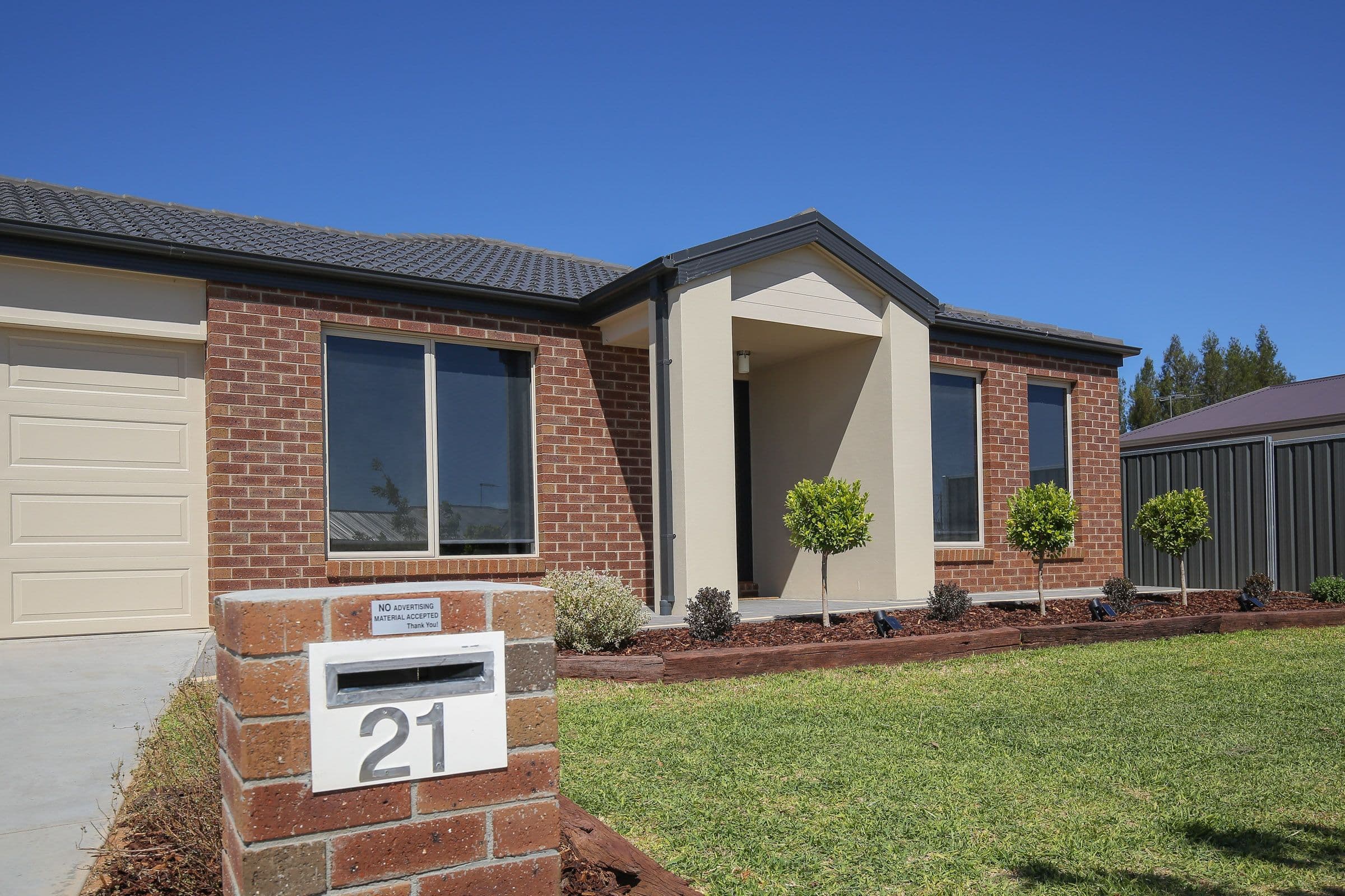 21 Anne Cox Drive, Red Cliffs VIC 3496, Red Cliffs - Thumbnail 2