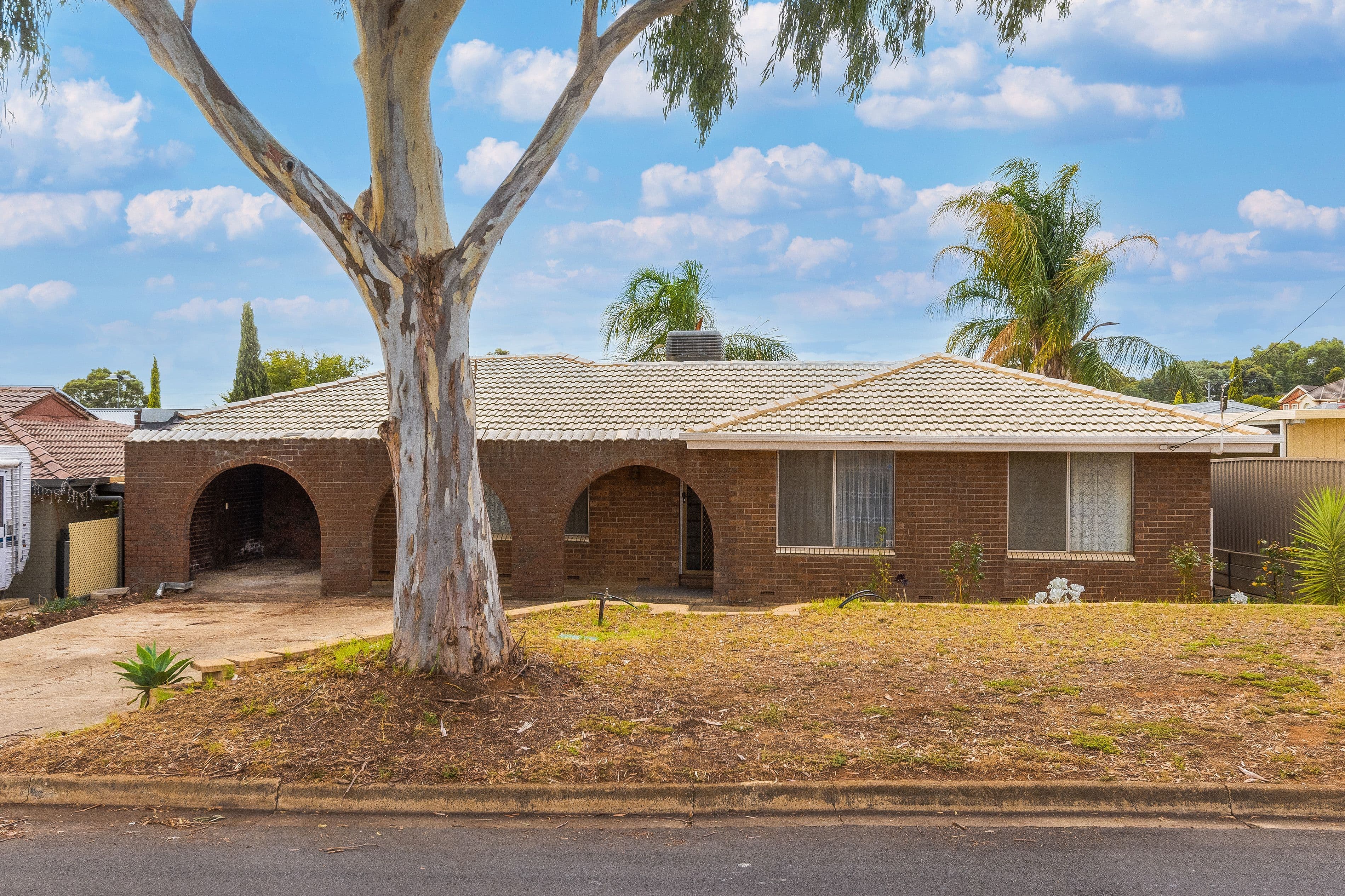 10 Marjorie Street, Gulfview Heights SA 5096, Gulfview Heights - Image 1