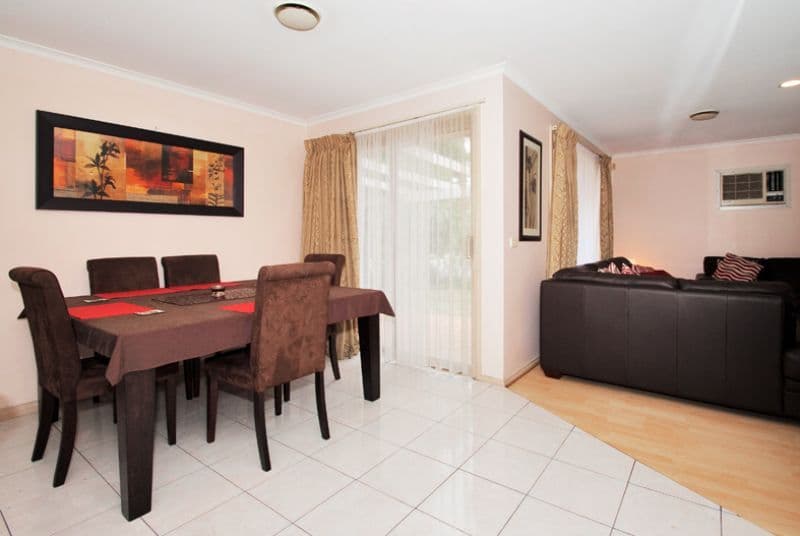 20 Hawkes Drive, MILL PARK VIC 3082, Mill Park - Thumbnail 5
