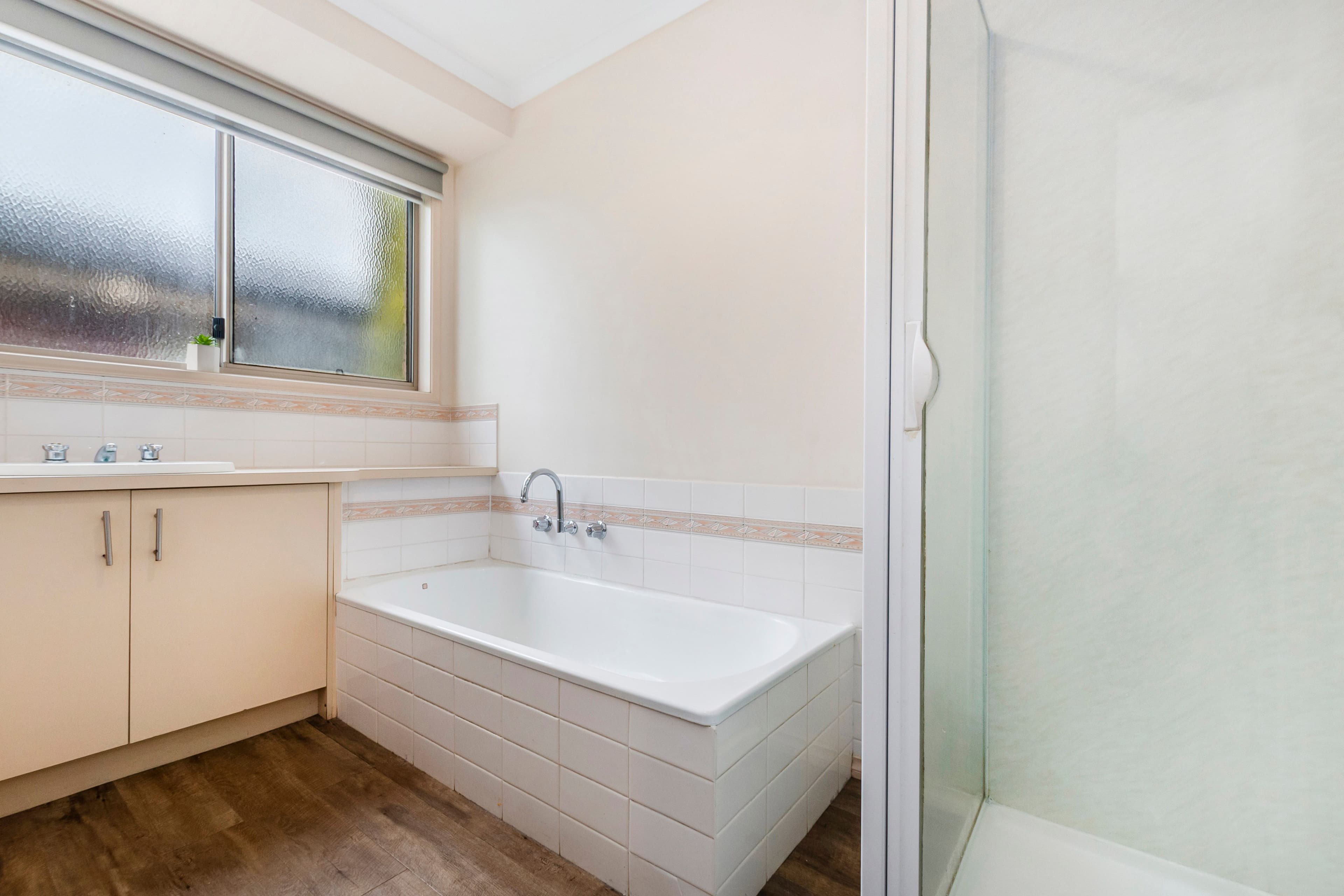 15 Mannerim Avenue, Warrnambool VIC 3280, Warrnambool - Thumbnail 8