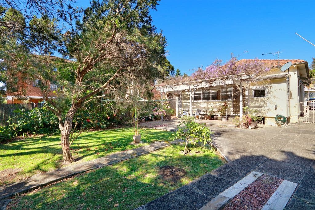 16 Dalcassia Street, Hurstville NSW 2220, Hurstville - Thumbnail 8