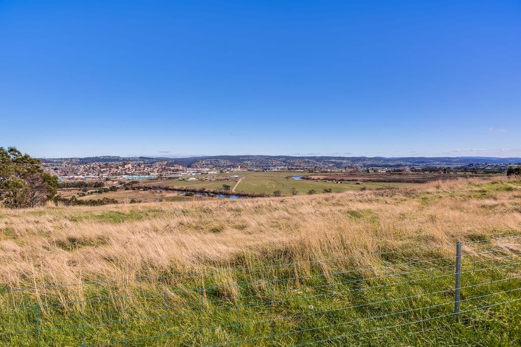 69 Wildor Crescent, RAVENSWOOD TAS 7250, Ravenswood - Image 1