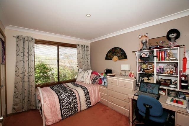 15 Crisp Drive, FLOWERDALE NSW 2650, Flowerdale - Thumbnail 4