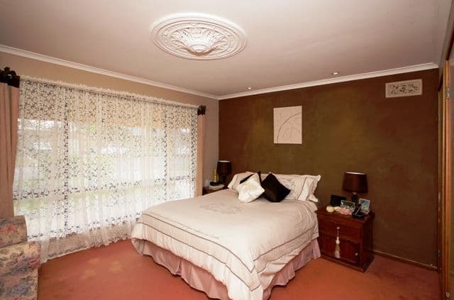 15 Crisp Drive, FLOWERDALE NSW 2650, Flowerdale - Thumbnail 8