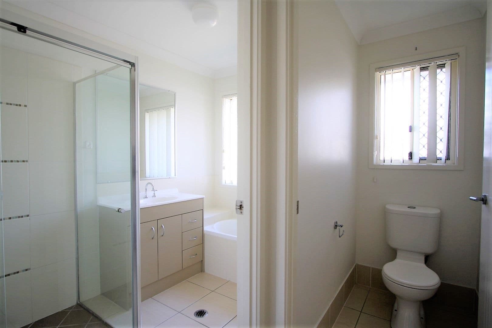 22 Gordon Drive, Bellbird Park QLD 4300, Bellbird Park - Thumbnail 4