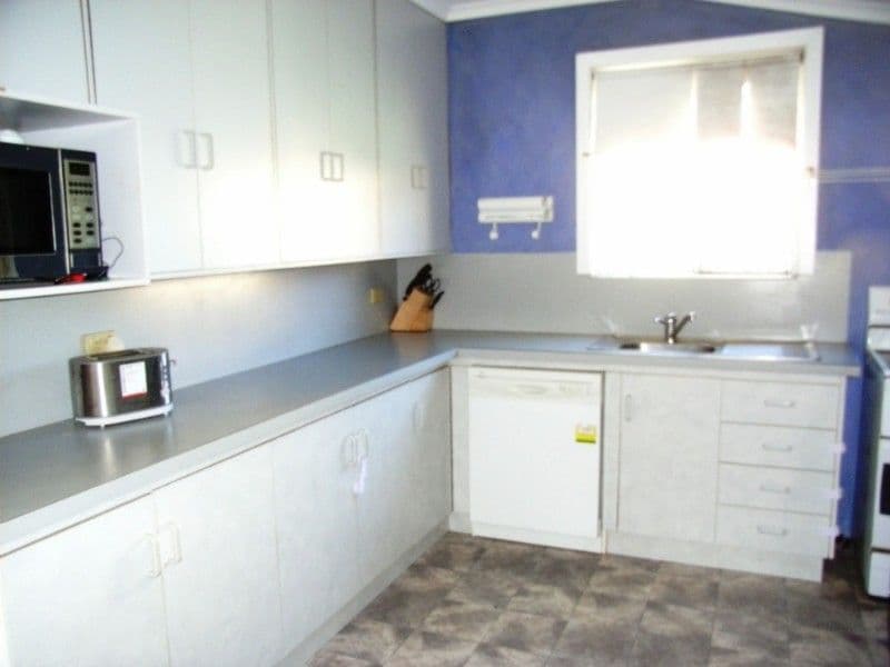 127 Malcomson Street, NORTH MACKAY QLD 4740, North Mackay - Thumbnail 2