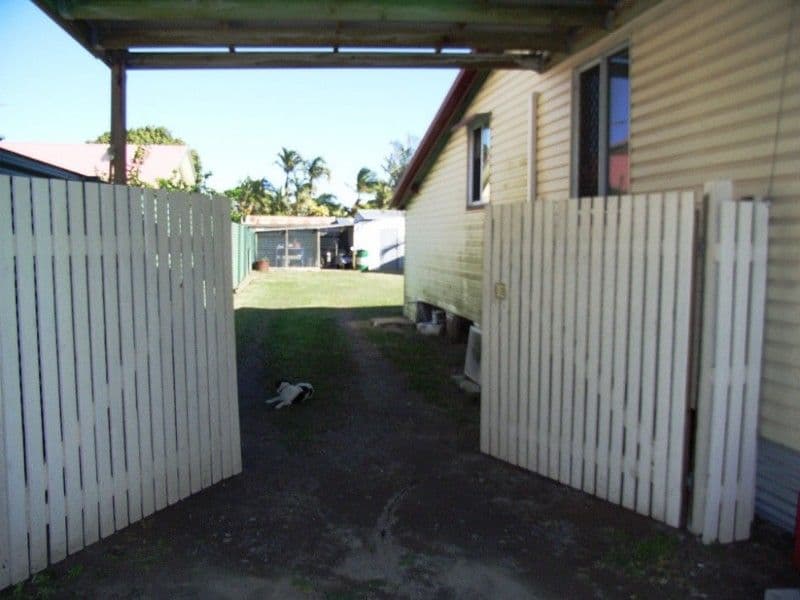 127 Malcomson Street, NORTH MACKAY QLD 4740, North Mackay - Thumbnail 4