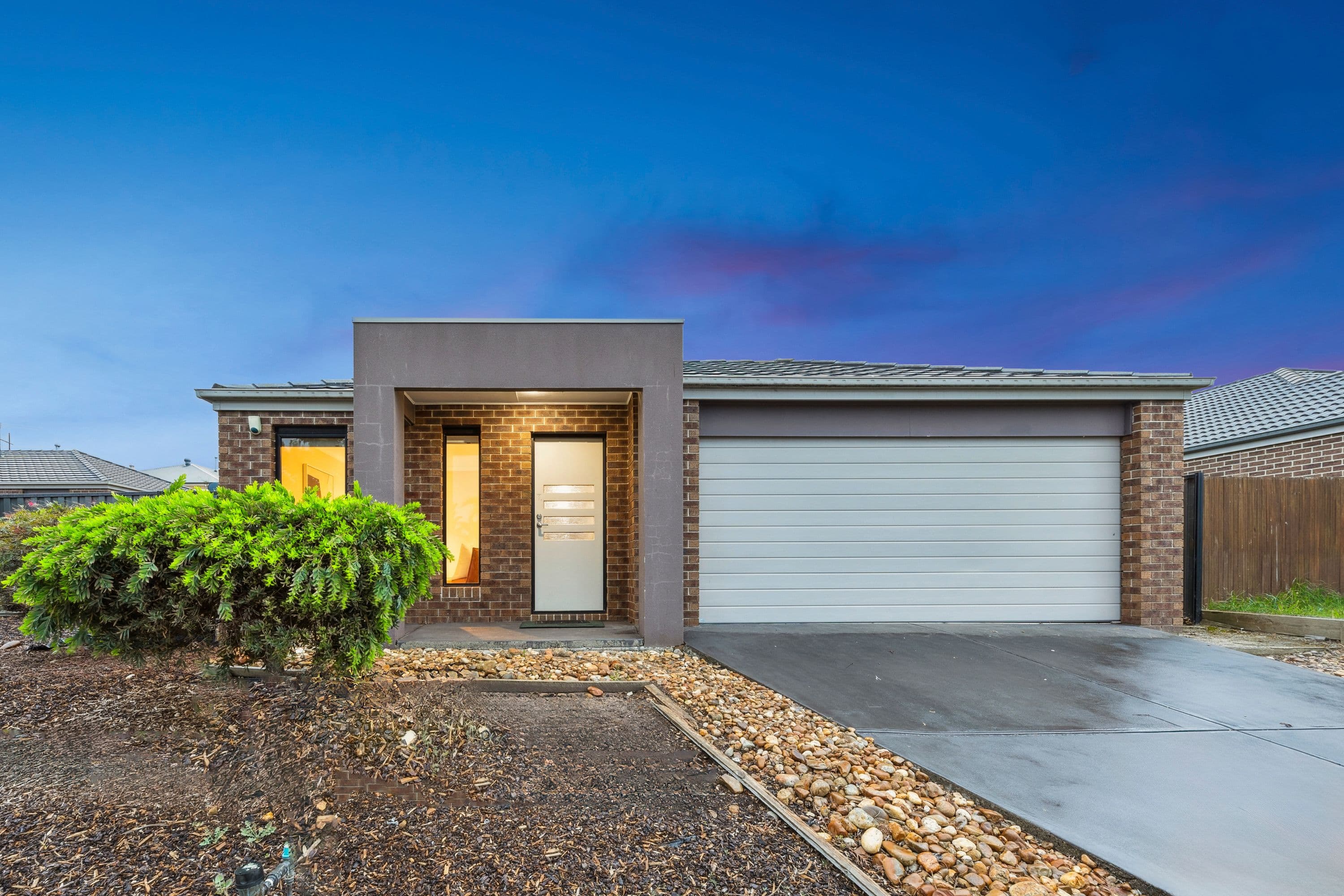 40 Victoria Place, Pakenham VIC 3810, Pakenham - Image 1