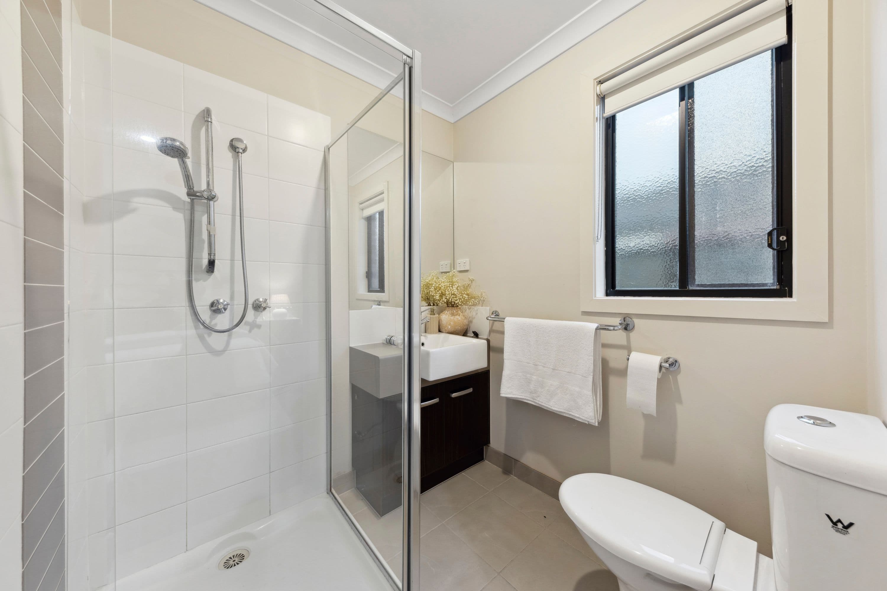 40 Victoria Place, Pakenham VIC 3810, Pakenham - Thumbnail 6