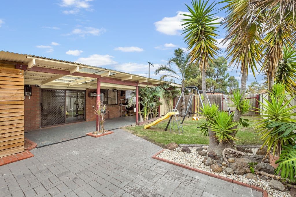 14 Coronet Close, Epping VIC 3076, Epping - Thumbnail 8