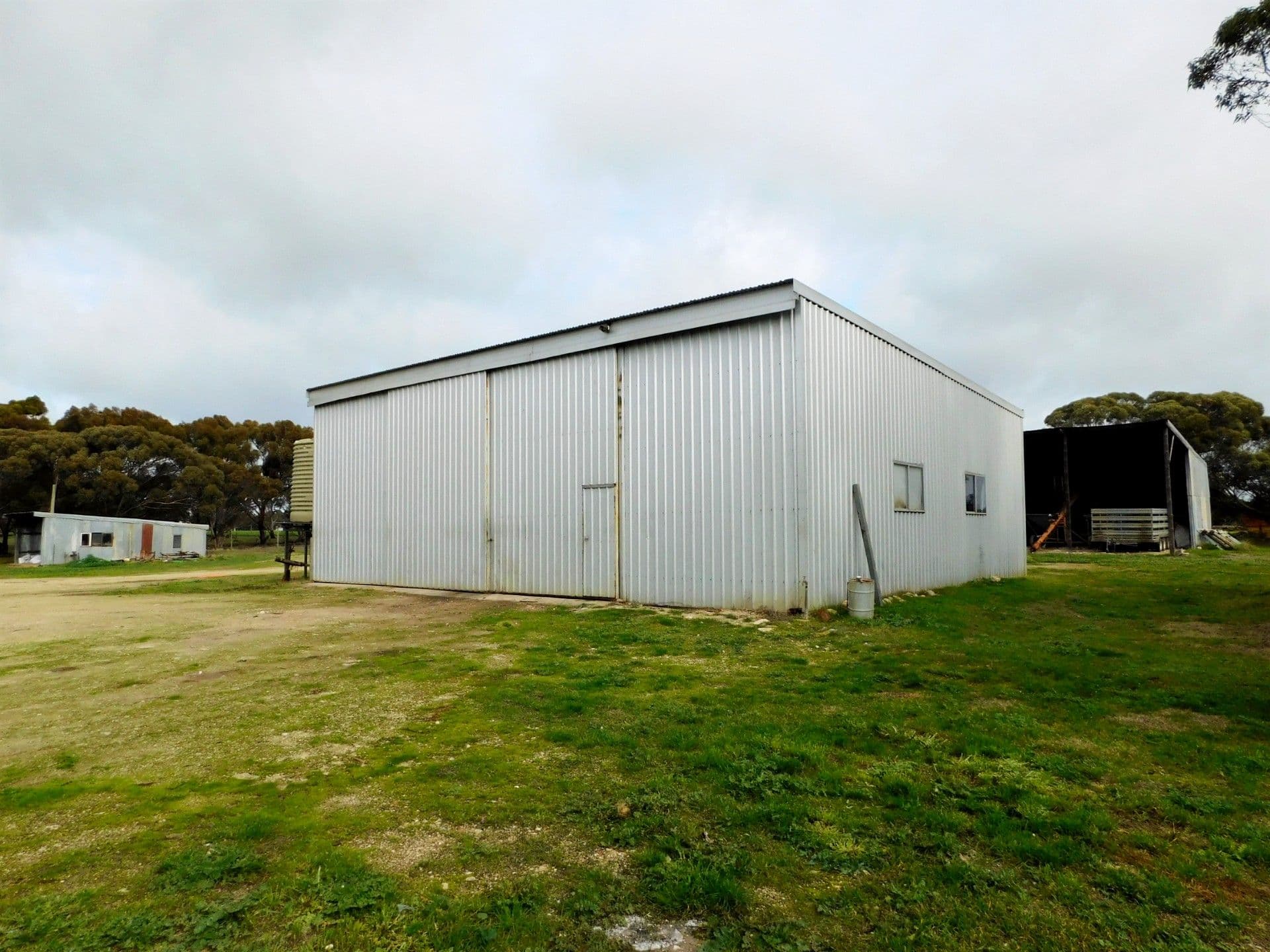 175 Golf Course Road, Bordertown SA 5268, Bordertown - Thumbnail 2