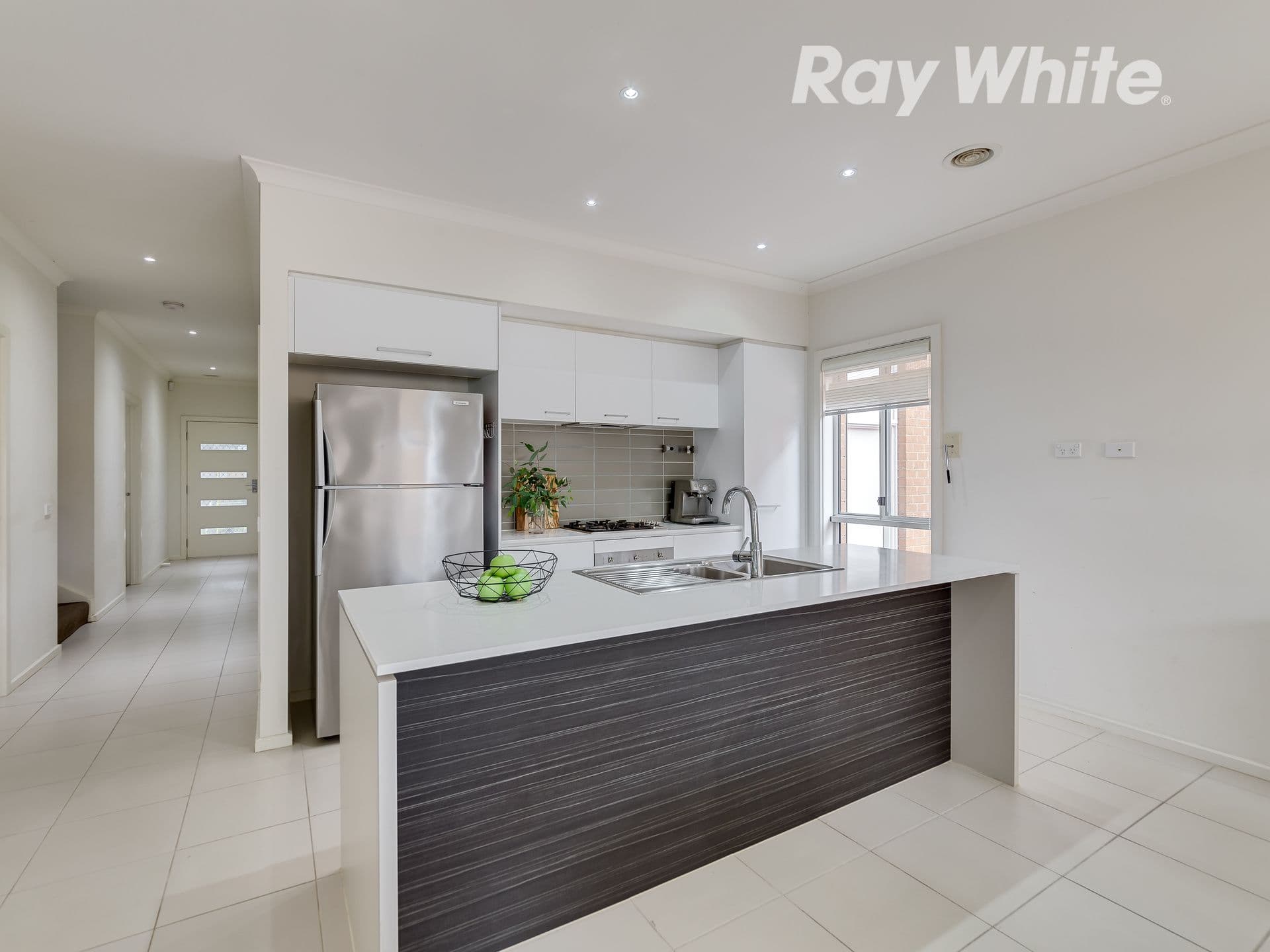21 Amphion Street, Epping VIC 3076, Epping - Thumbnail 2