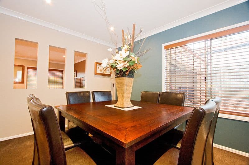 12 Vantage Close, BELMONT QLD 4153, Belmont - Thumbnail 2
