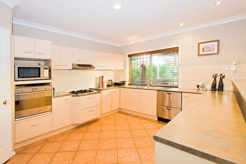 12 Vantage Close, BELMONT QLD 4153, Belmont - Thumbnail 5