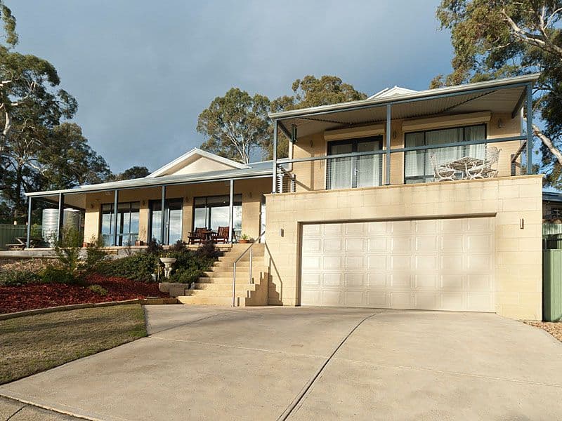 94  Onkaparinga Valley Road, WOODSIDE SA 5244, Woodside - Image 1