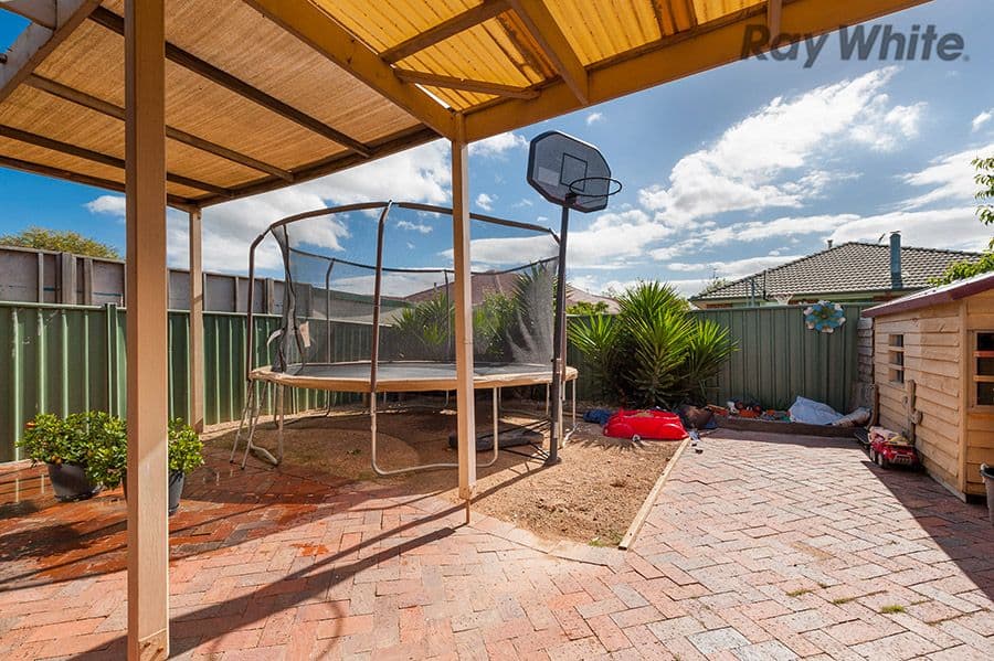 14 Windsor Gardens, Caroline Springs VIC 3023, Caroline Springs - Thumbnail 8