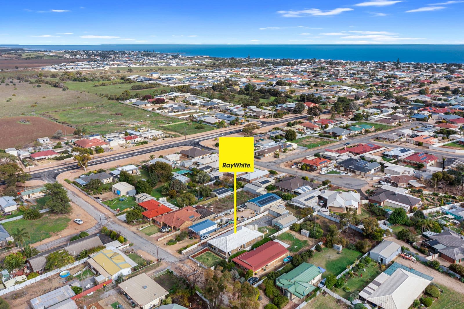 158 Rowan Street, Bendigo VIC 3550, Bendigo - Thumbnail 3