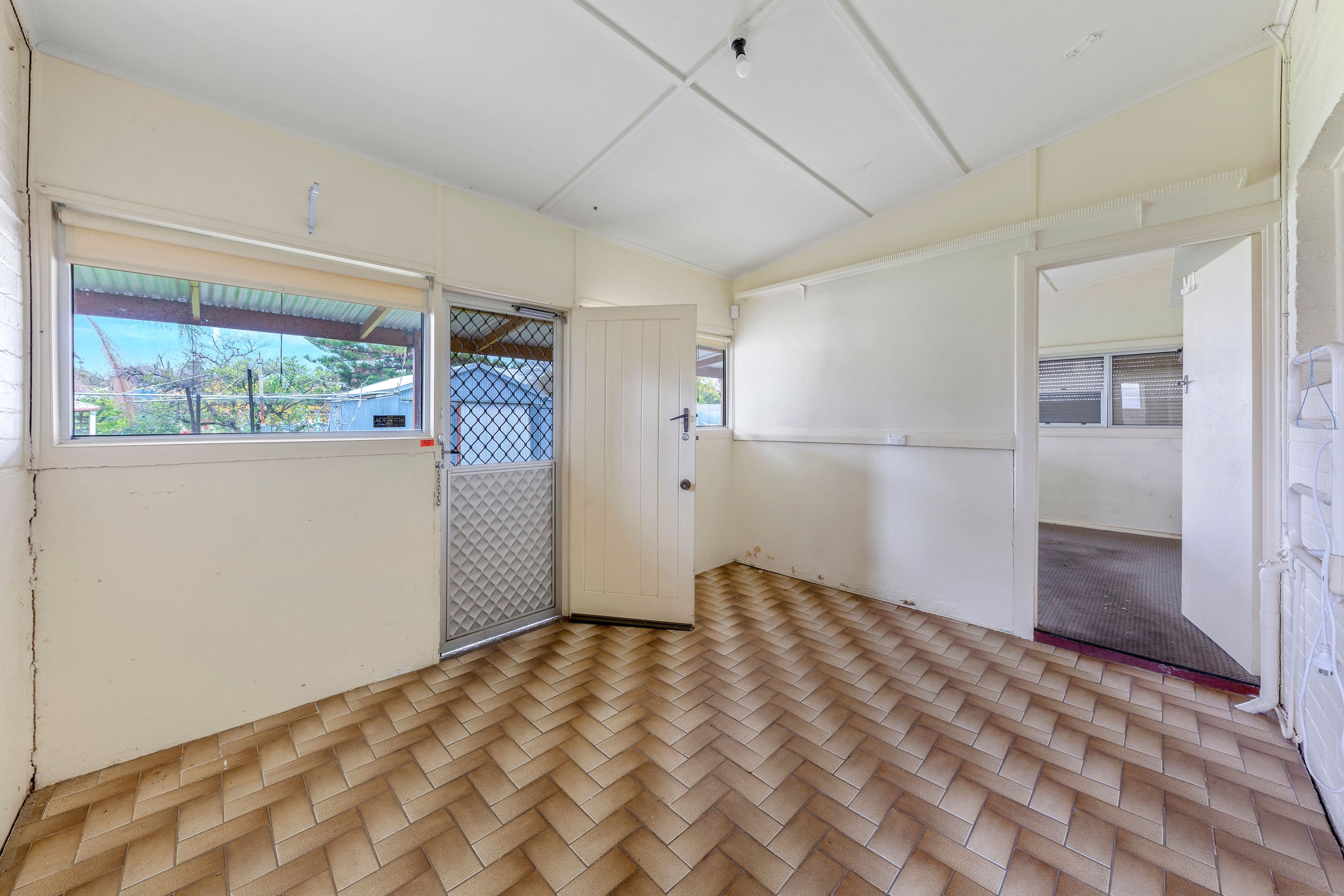 14 Ragless Avenue, Enfield SA 5085, Enfield - Thumbnail 5