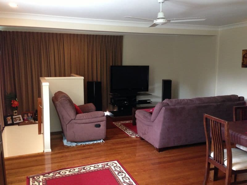 7 Dobson Drive, STRATHPINE QLD 4500, Strathpine - Thumbnail 2