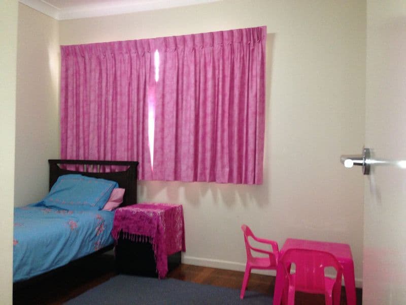 7 Dobson Drive, STRATHPINE QLD 4500, Strathpine - Thumbnail 7