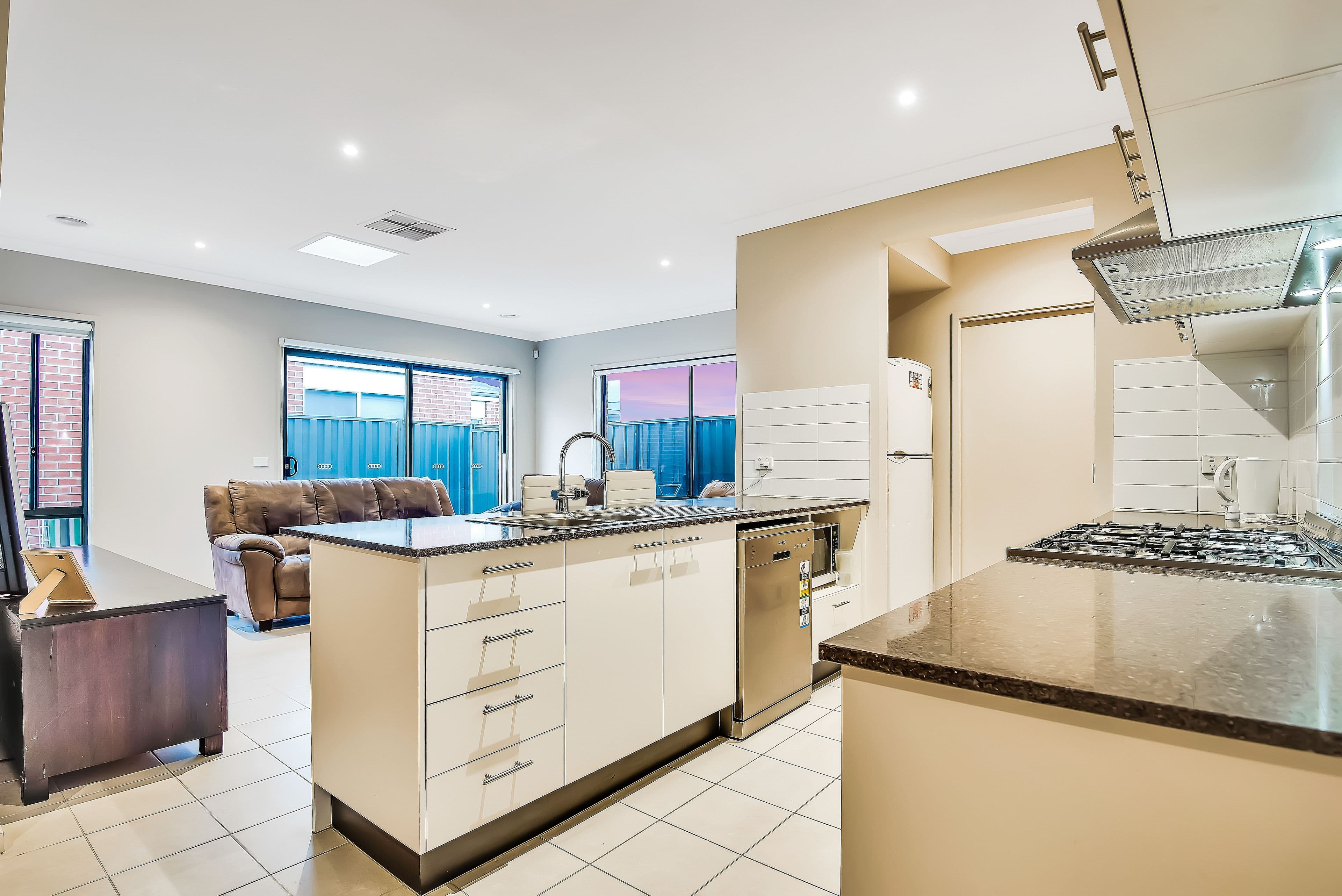 17 Stanhope Road, Tarneit VIC 3029, Tarneit - Thumbnail 7