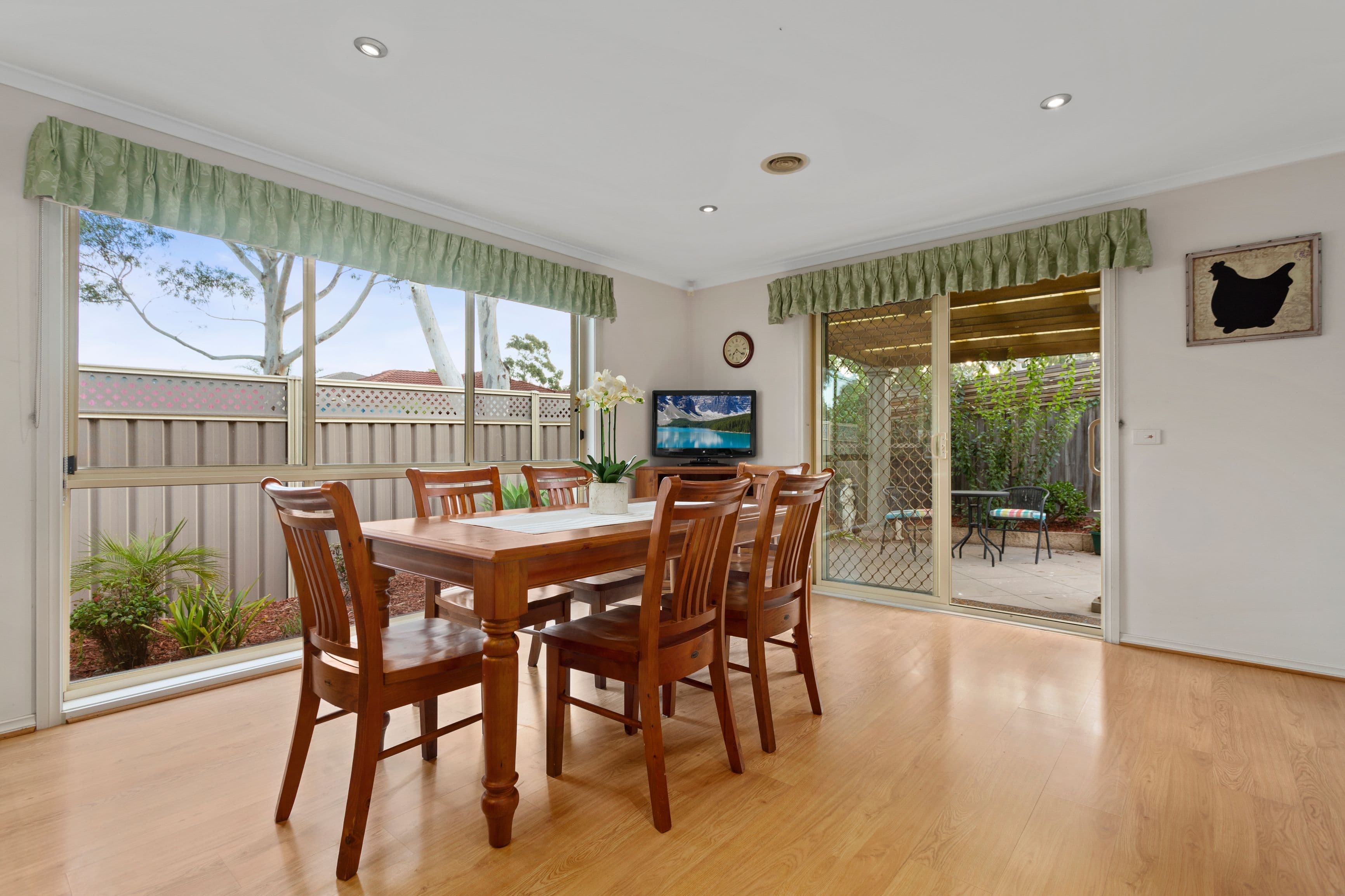 9 Bushmans Way, South Morang VIC 3752, South Morang - Thumbnail 6