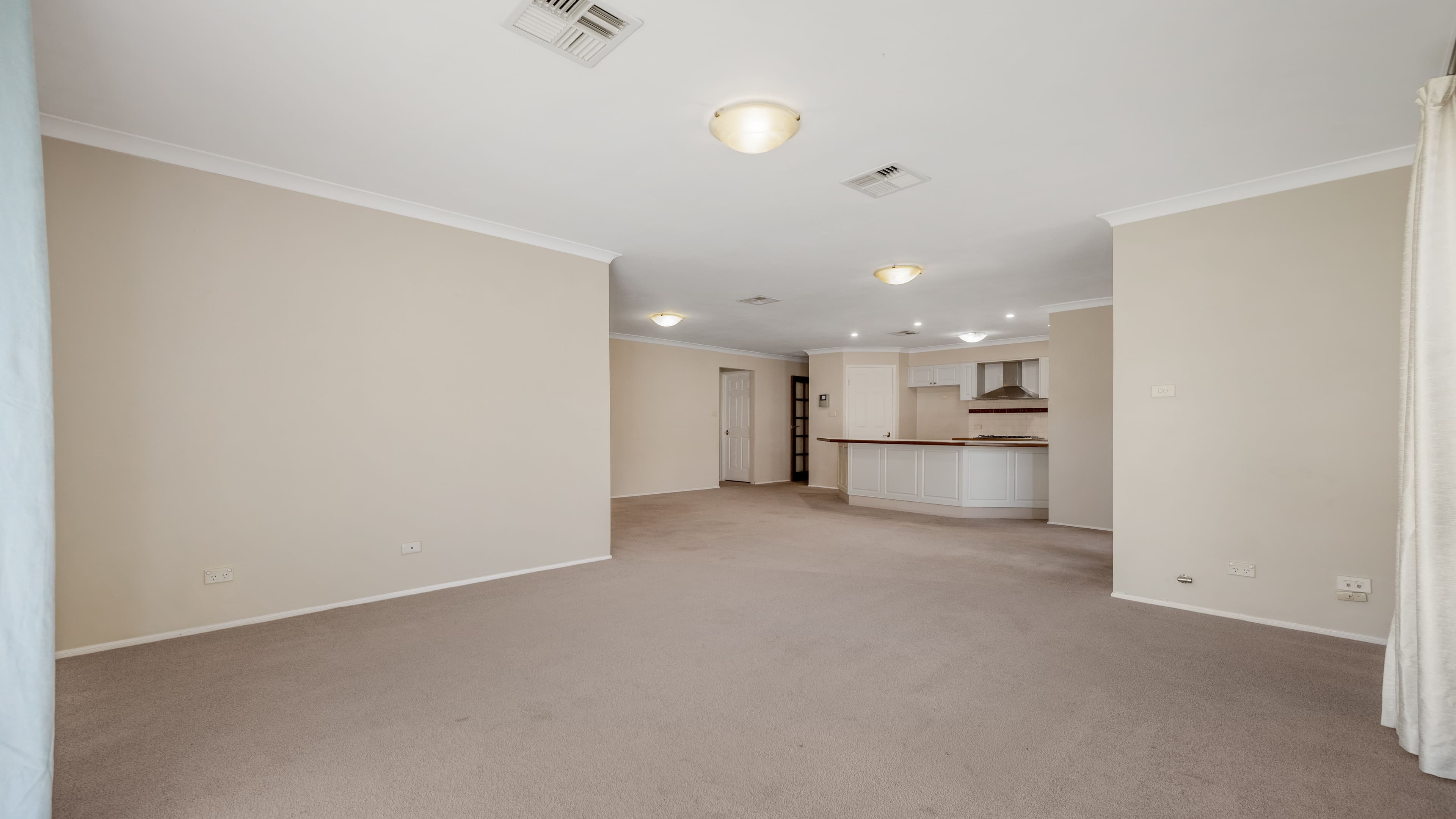 49 Waterford Way, Glenmore Park NSW 2745, Glenmore Park - Thumbnail 7