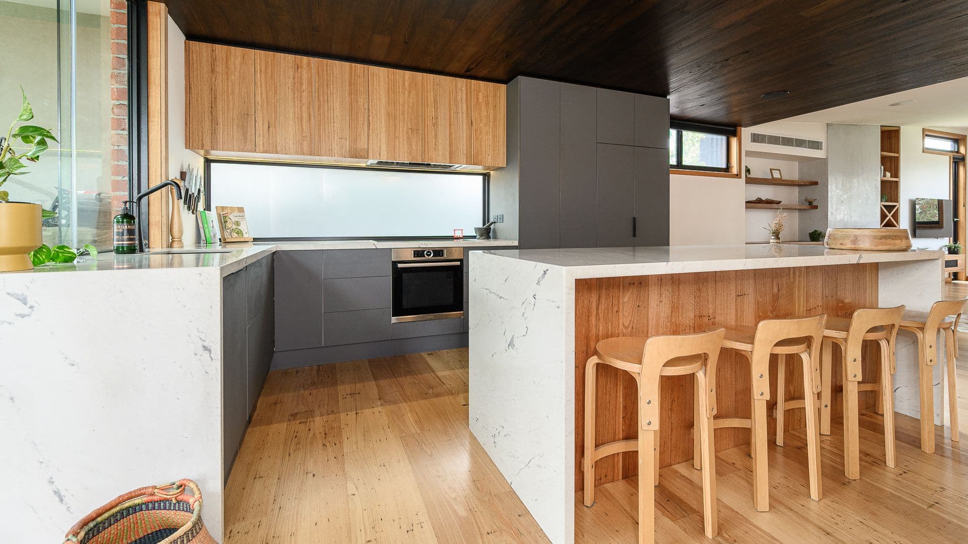 21 Pier Road, Inverloch VIC 3996, Inverloch - Image 1
