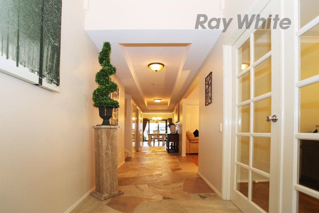 62 Vaucluse Boulevard, SANCTUARY LAKES VIC 3030, Sanctuary Lakes - Thumbnail 2