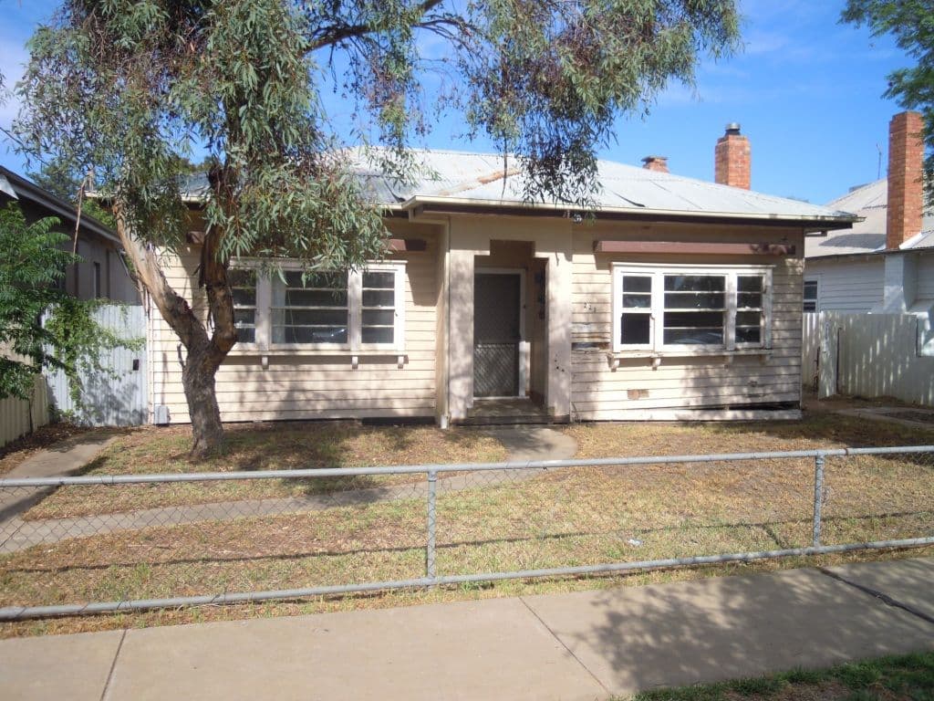 223 Tenth Street, MILDURA VIC 3500, Mildura - Image 1