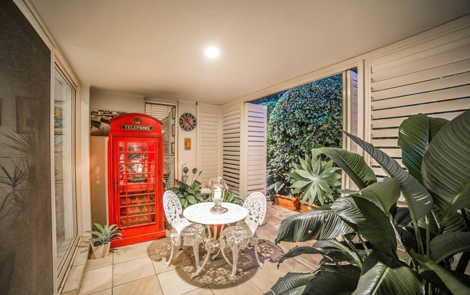272 Ashmore Road, BENOWA QLD 4217, Benowa - Thumbnail 4