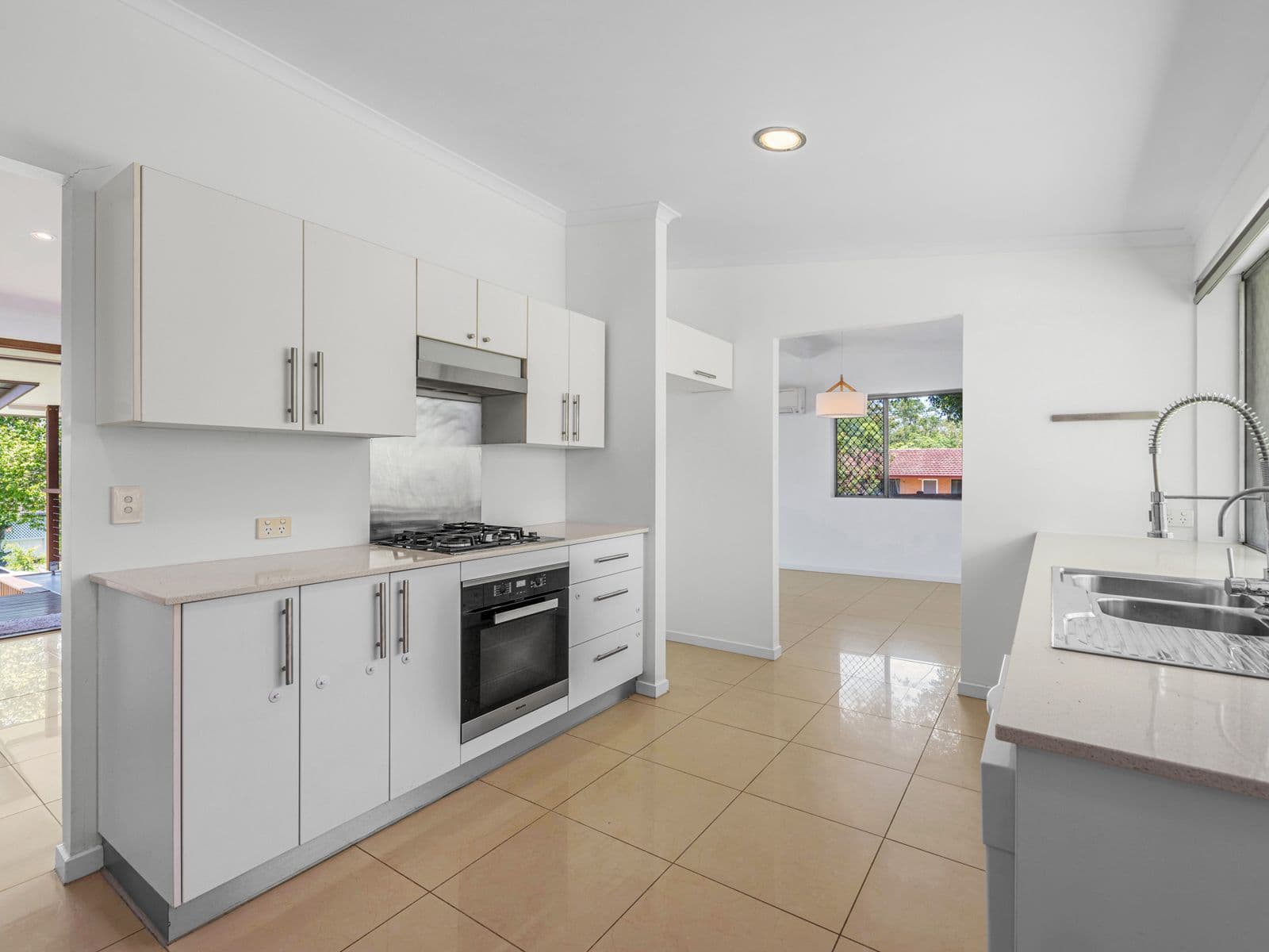 17 Merring Street, Oxley QLD 4075, Oxley - Thumbnail 3