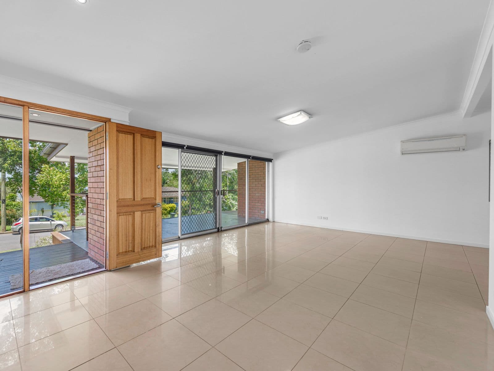 17 Merring Street, Oxley QLD 4075, Oxley - Thumbnail 4