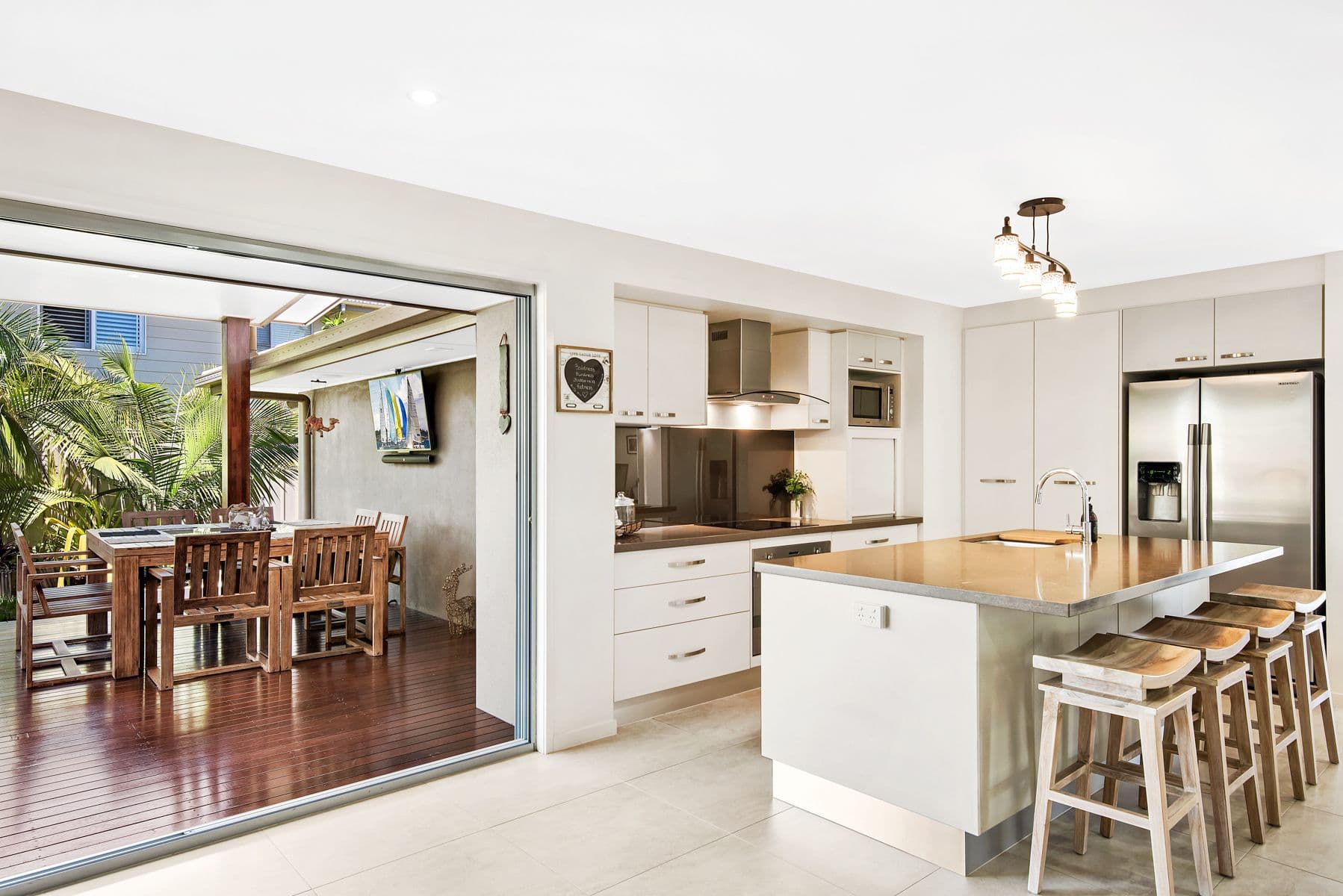 22 Tombarra Street, Mooloolaba QLD 4557, Mooloolaba - Thumbnail 2