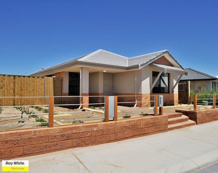6 Greenslade Crescent, ELLENBROOK WA 6069, Ellenbrook - Thumbnail 5