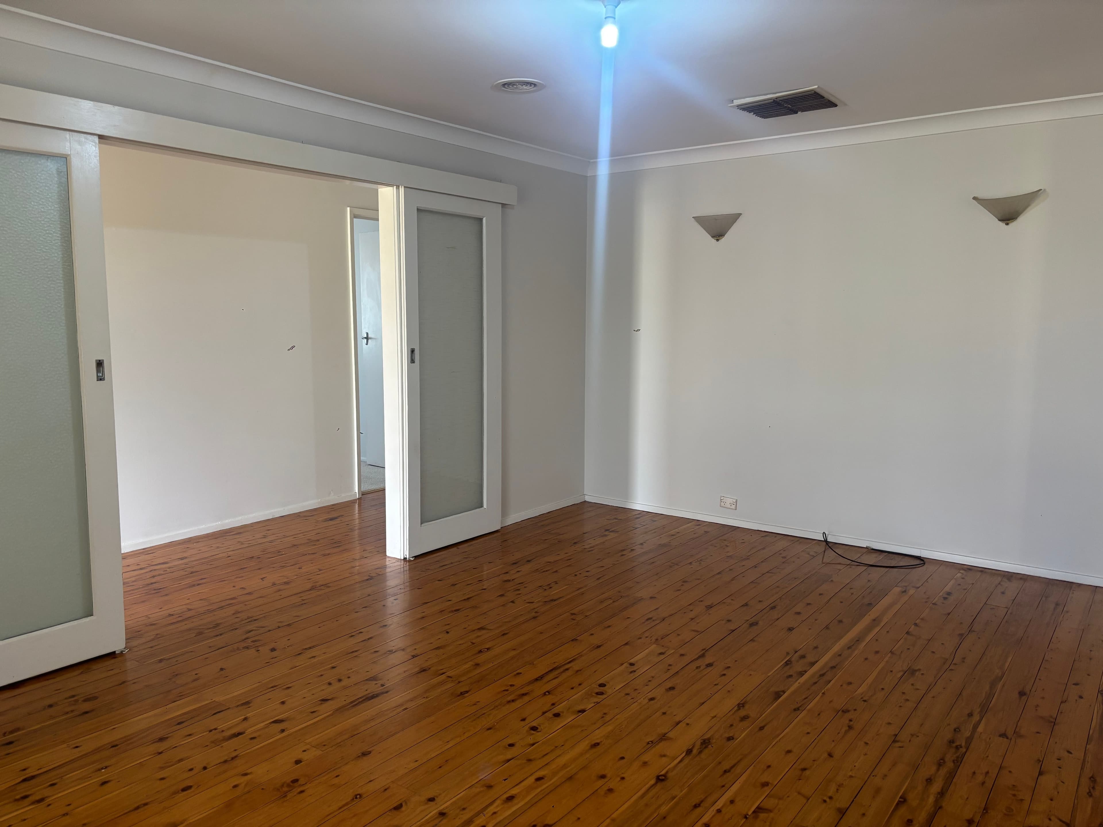 487 Parnall Street, Lavington NSW 2641, Lavington - Thumbnail 2
