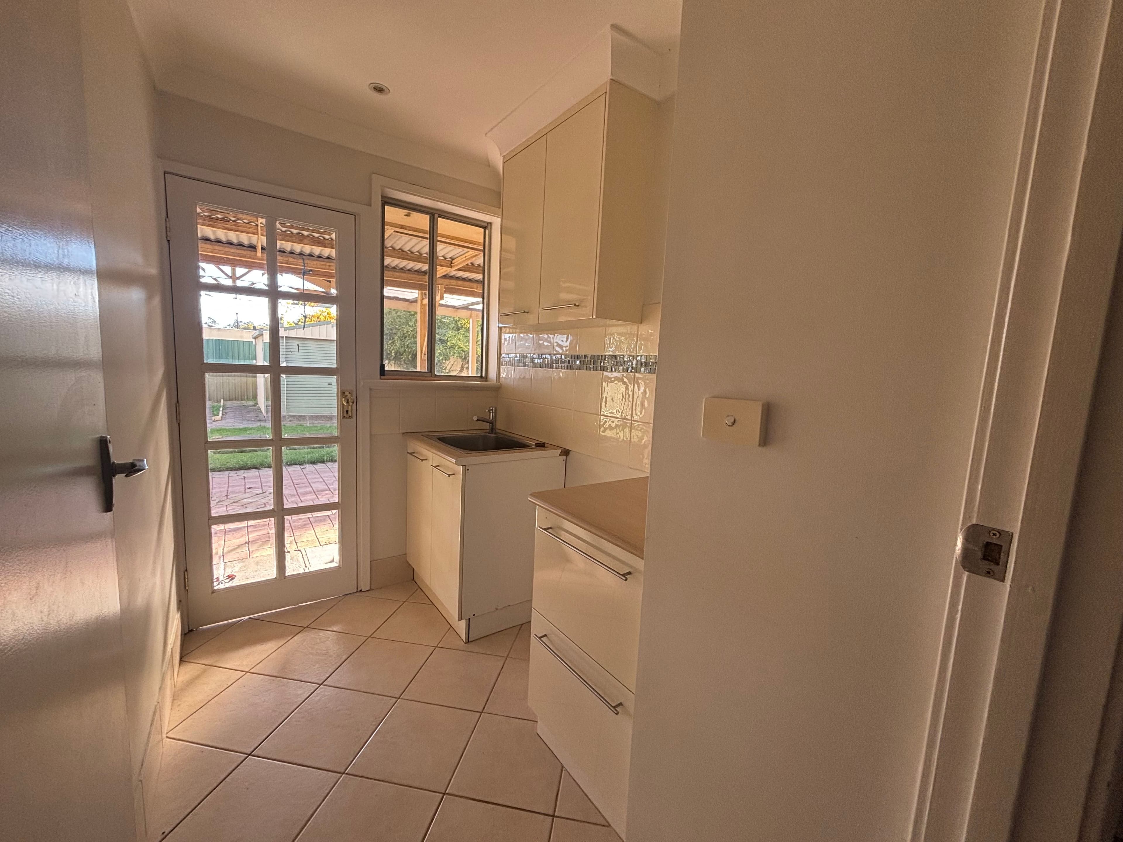 487 Parnall Street, Lavington NSW 2641, Lavington - Thumbnail 3