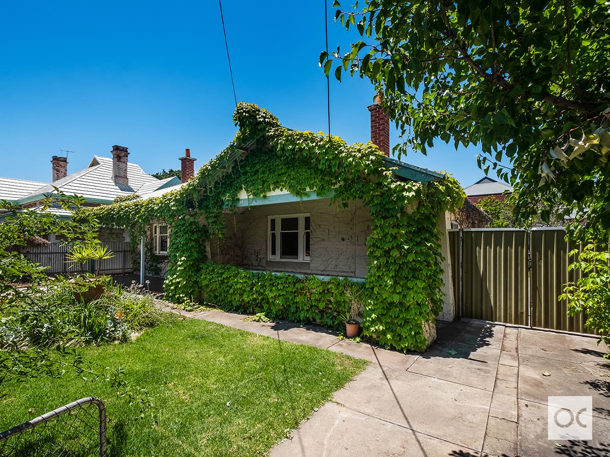 13 Bagot Avenue, Mile End - Image 1