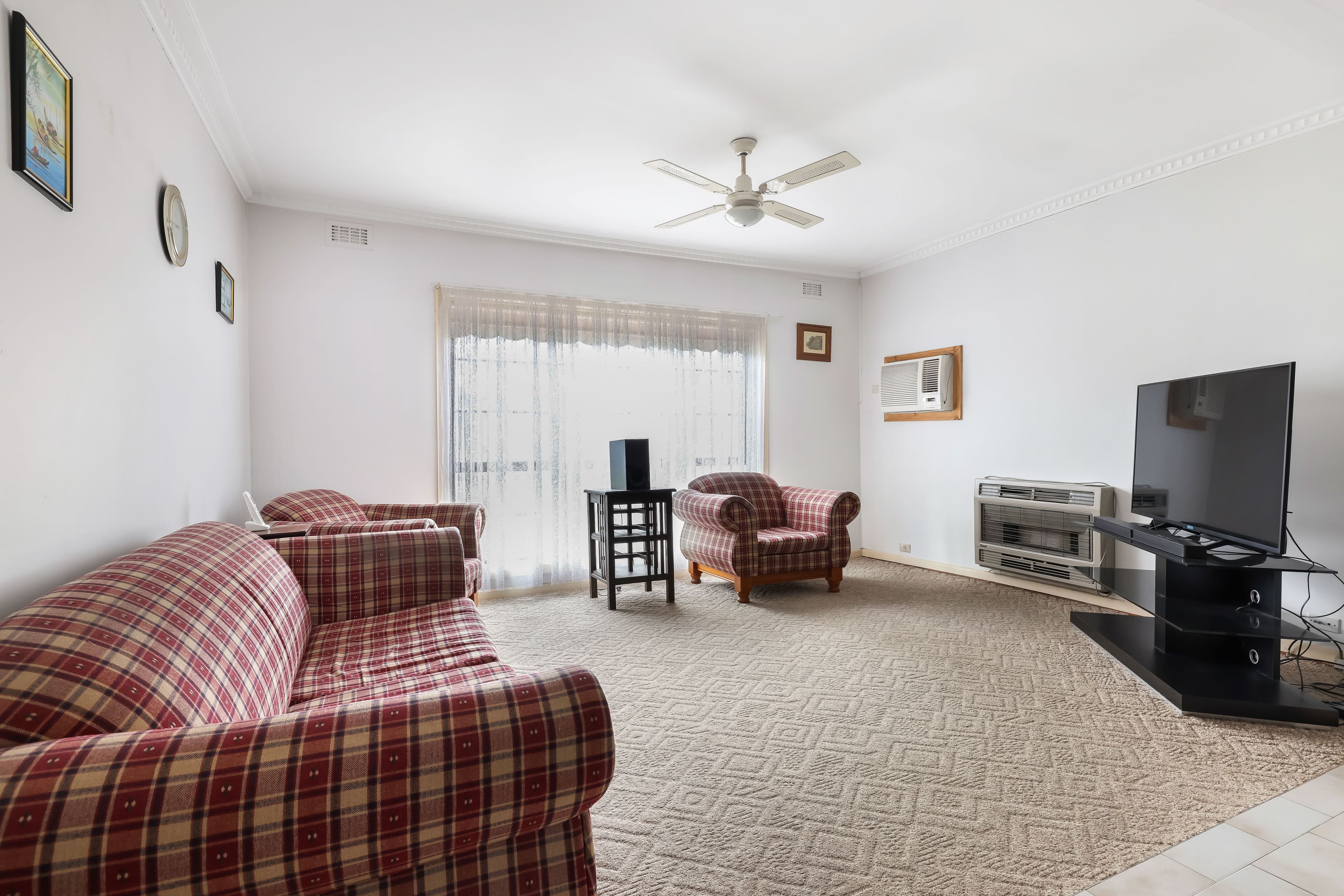 71 Pecham Street, Glenroy VIC 3046, Glenroy - Thumbnail 3
